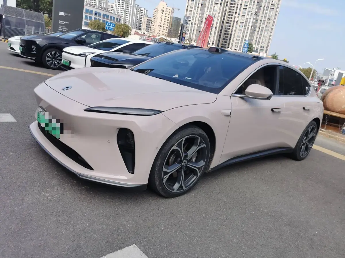 2022 NIO ET5 BEV 75KWH