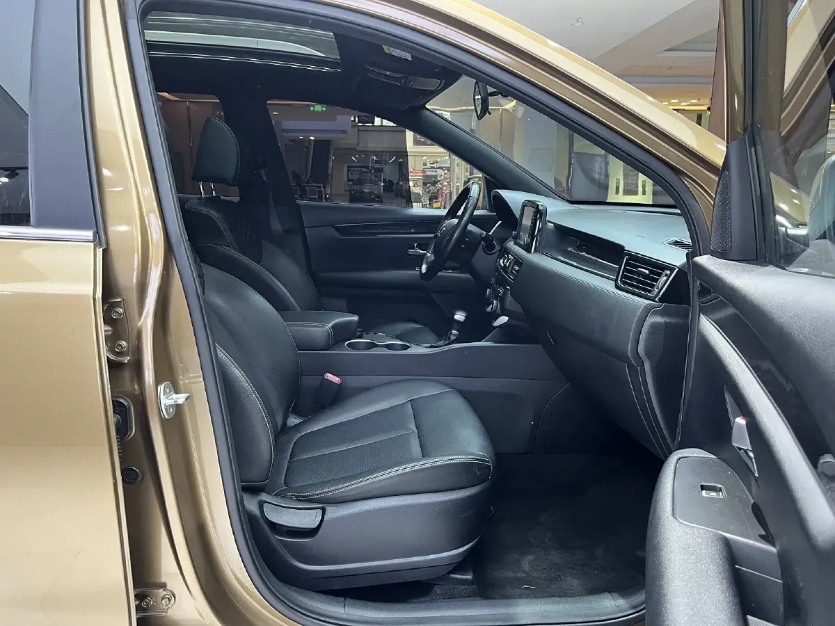 2017 Kia KX7 2.0T 241HP L4 6AT,autocango,china used car exporter,china ev exporter,chinese used car exporter,chinese used ev exporter