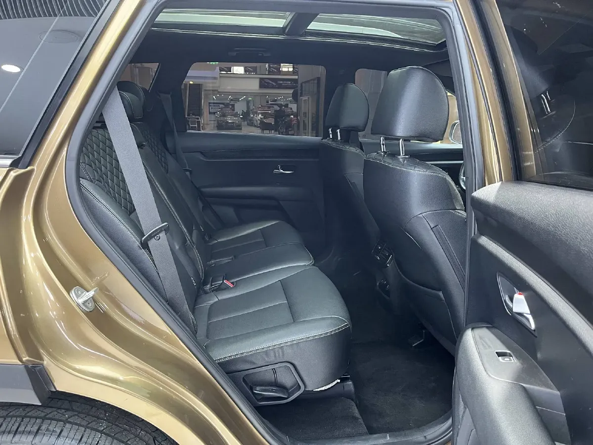 2017 Kia KX7 2.0T 241HP L4 6AT,autocango,china used car exporter,china ev exporter,chinese used car exporter,chinese used ev exporter