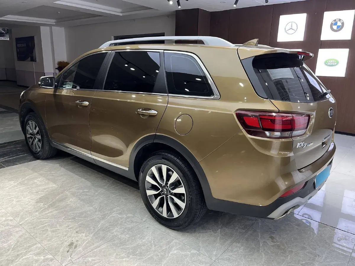 2017 Kia KX7 2.0T 241HP L4 6AT,autocango,china used car exporter,china ev exporter,chinese used car exporter,chinese used ev exporter