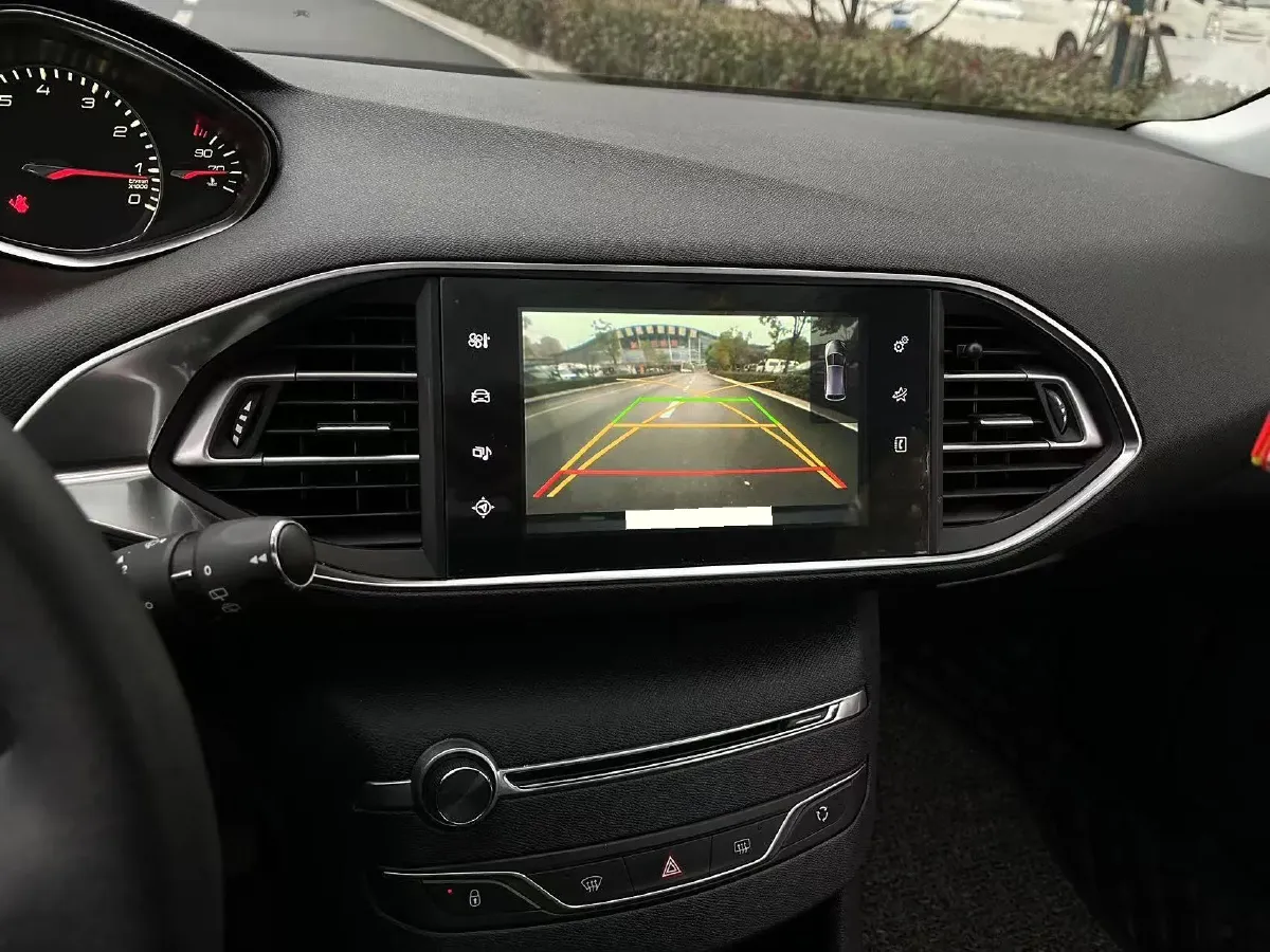 2015 Peugeot 308S 1.6T 167HP L4 6AT,autocango,china used car exporter,china ev exporter,chinese used car exporter,chinese used ev exporter