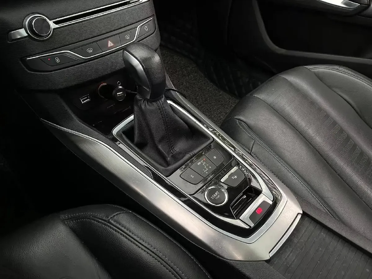 2015 Peugeot 308S 1.6T 167HP L4 6AT,autocango,china used car exporter,china ev exporter,chinese used car exporter,chinese used ev exporter