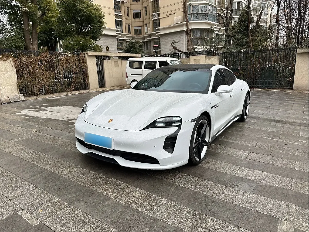 2019 Porsche Taycan 2AT BEV 79.2KWH,autocango,china used car exporter,china ev exporter,chinese used car exporter,chinese used ev exporter