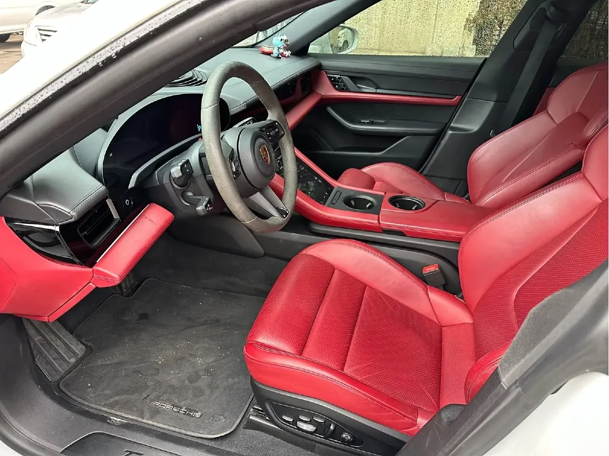 2019 Porsche Taycan 2AT BEV 79.2KWH,autocango,china used car exporter,china ev exporter,chinese used car exporter,chinese used ev exporter