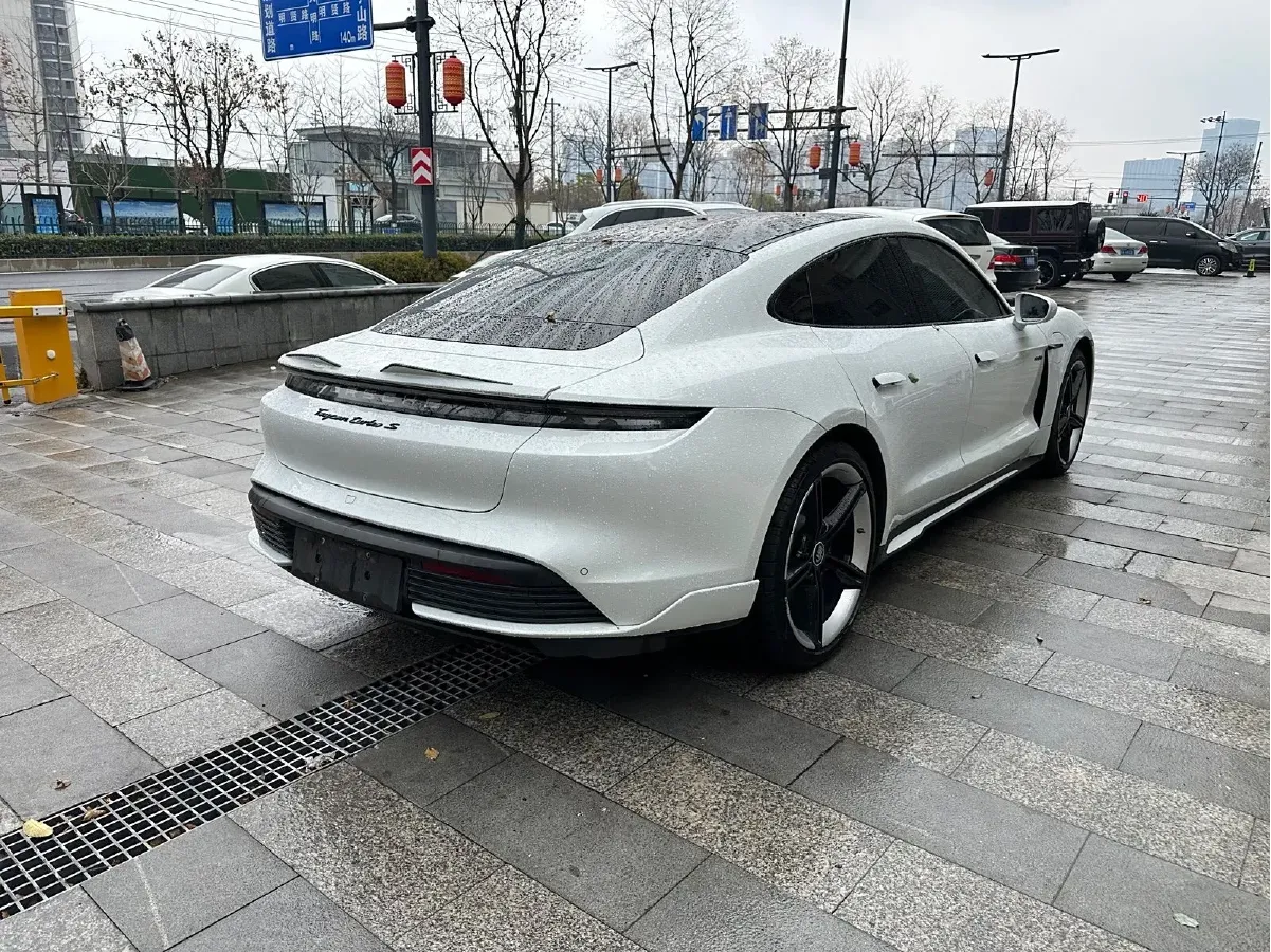 2019 Porsche Taycan 2AT BEV 79.2KWH,autocango,china used car exporter,china ev exporter,chinese used car exporter,chinese used ev exporter