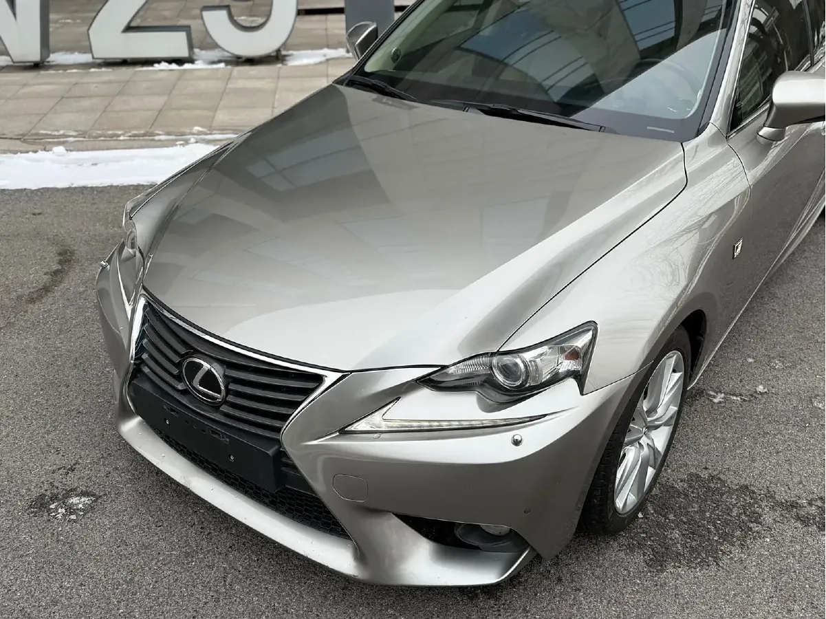 2013 Lexus IS 2.5L 208HP V6 6AT,autocango,china used car exporter,china ev exporter,chinese used car exporter,chinese used ev exporter