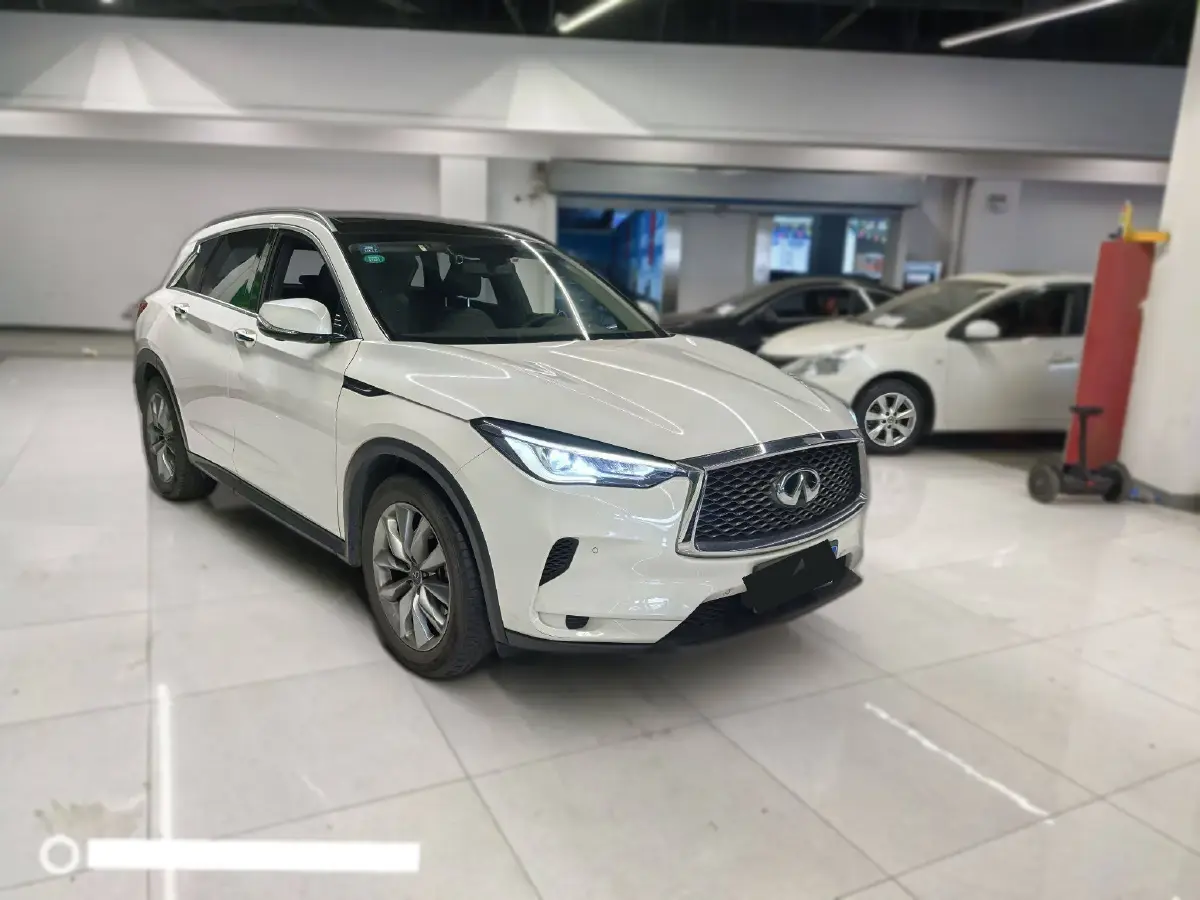 2020 Infiniti QX50 2.0T 272HP L4 CVT