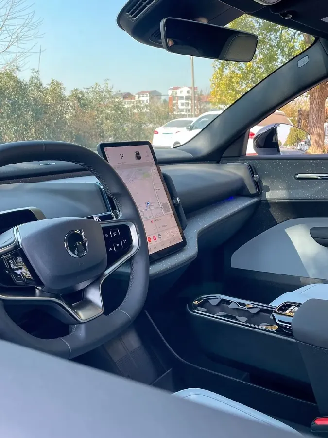 2025 Volvo EX30 BEV 66KWH,autocango,china used car exporter,china ev exporter,chinese used car exporter,chinese used ev exporter