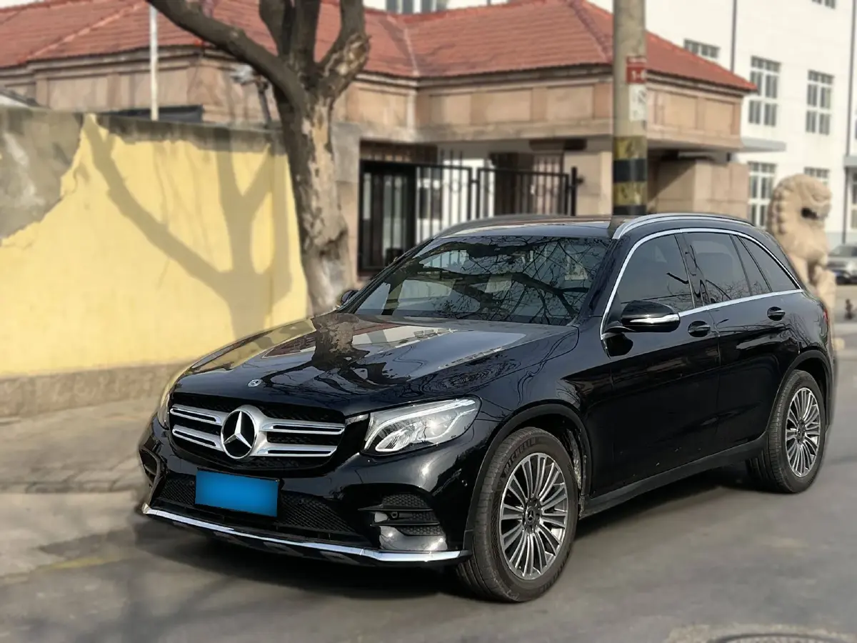 2017 Mercedes-Benz GLC Class 2.0T 211HP L4 9AT