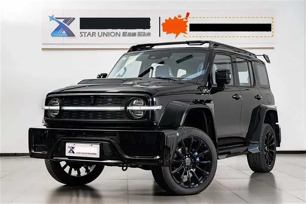 2023 Cyberspace 300 2.0T 227HP L4 8AT