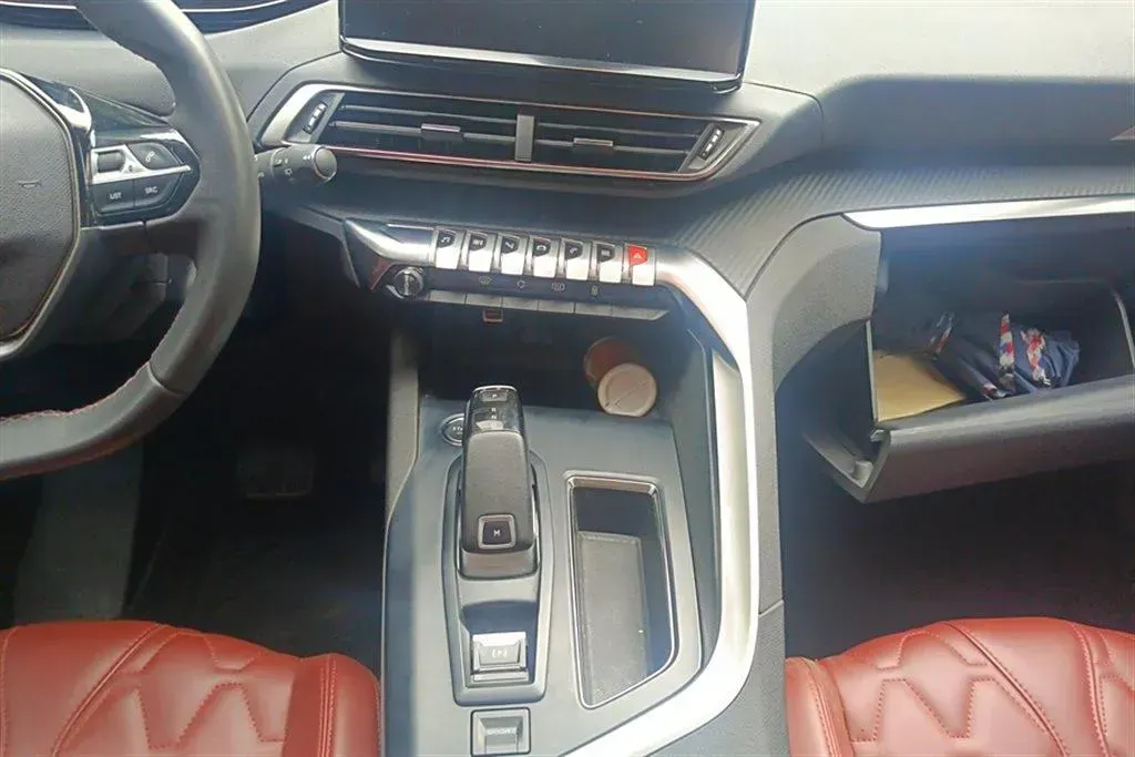 2022 Peugeot 4008 1.8T 211HP L4 8AT,autocango,china used car exporter,china ev exporter,chinese used car exporter,chinese used ev exporter