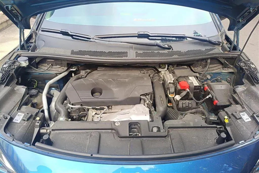 2022 Peugeot 4008 1.8T 211HP L4 8AT,autocango,china used car exporter,china ev exporter,chinese used car exporter,chinese used ev exporter