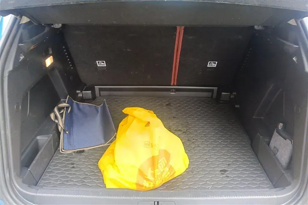 2022 Peugeot 4008 1.8T 211HP L4 8AT,autocango,china used car exporter,china ev exporter,chinese used car exporter,chinese used ev exporter