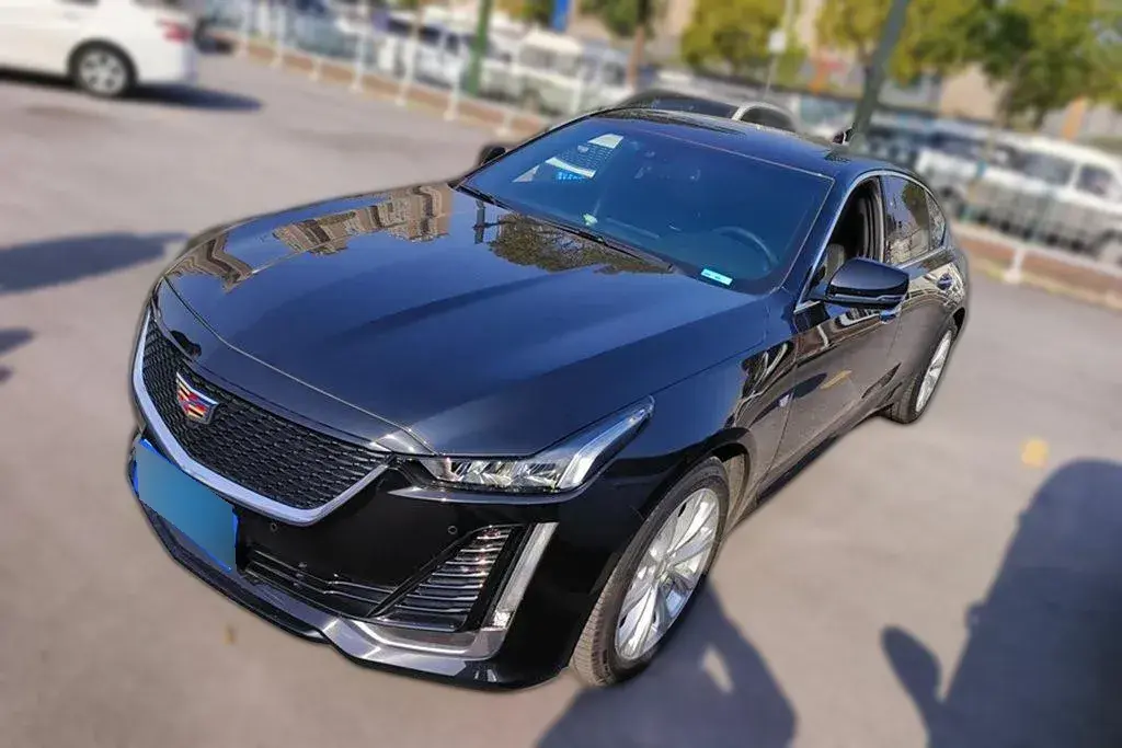 2023 Cadillac CT5 2.0T 237HP L4 10AT