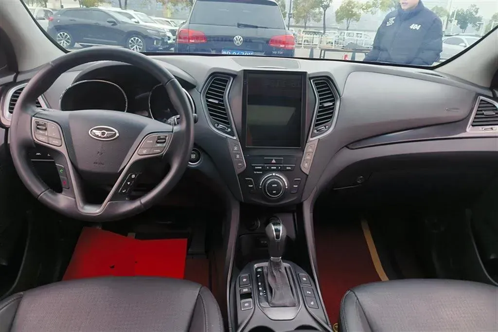 2013 Hyundai Grand SantaFe 2.2T 197HP L4 6AT,autocango,china used car exporter,china ev exporter,chinese used car exporter,chinese used ev exporter