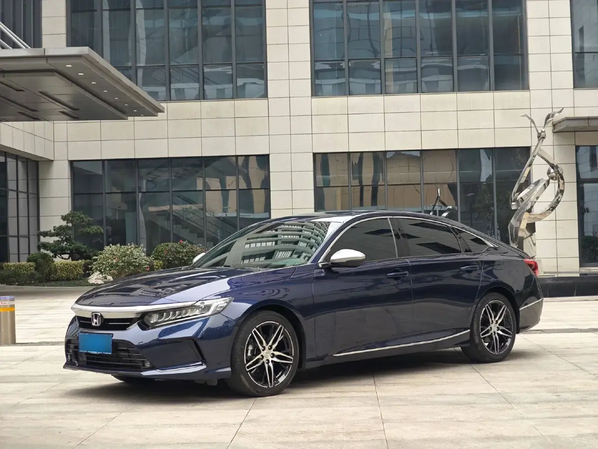 2022 Honda Inspire 1.5T 194HP L4 CVT