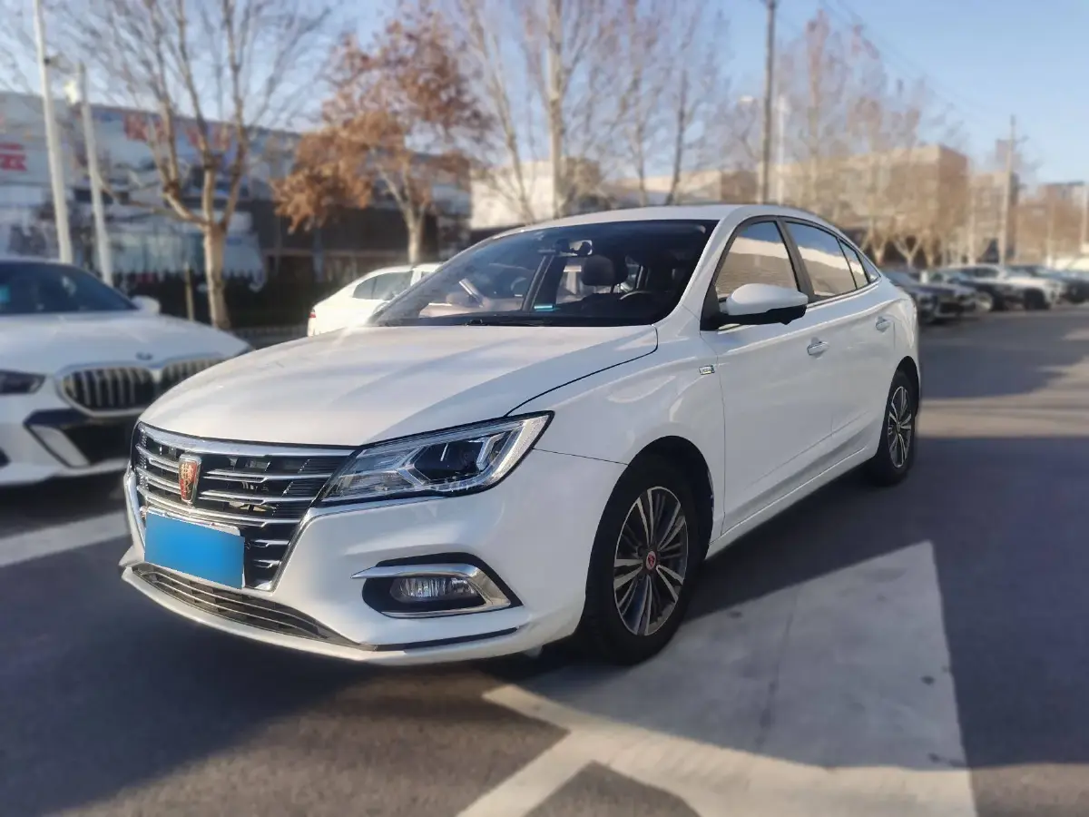 2019 Roewe i5 1.5L 120HP L4 CVT