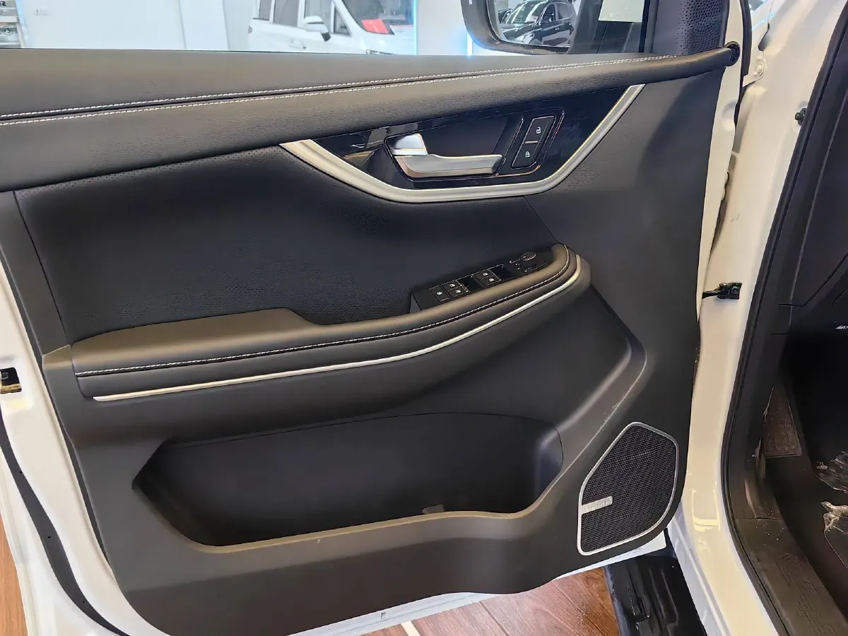 2024 SinoTruck VGV BoSheng 2.0T 190HP L4 8AT,autocango,china used car exporter,china ev exporter,chinese used car exporter,chinese used ev exporter