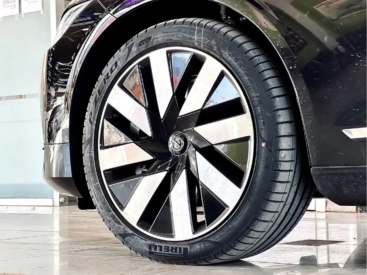 2025 Volvo S90 PHEV 2.0T 310HP L4 8AT PHEV 18.831KWH,autocango,china used car exporter,china ev exporter,chinese used car exporter,chinese used ev exporter