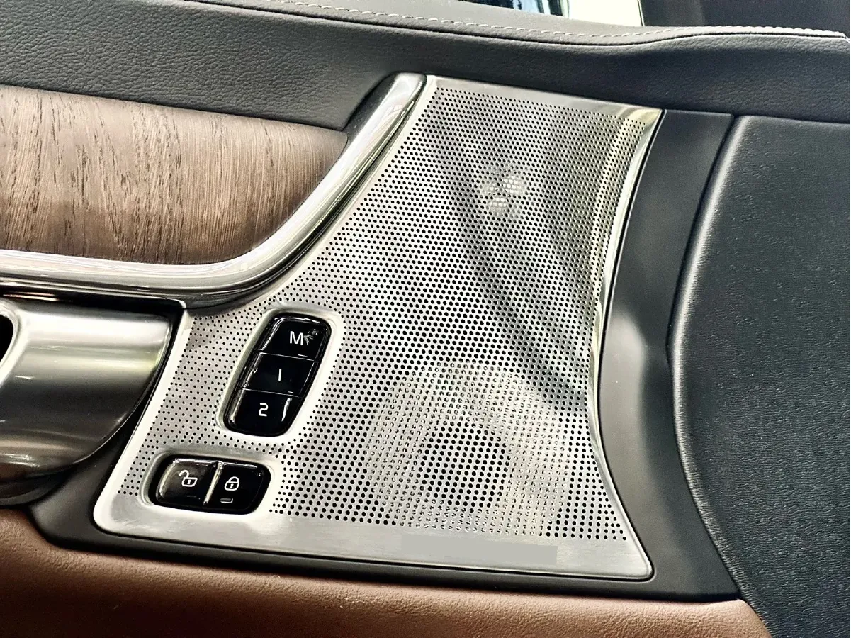 2025 Volvo S90 PHEV 2.0T 310HP L4 8AT PHEV 18.831KWH,autocango,china used car exporter,china ev exporter,chinese used car exporter,chinese used ev exporter