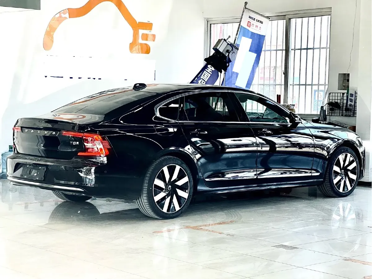 2025 Volvo S90 PHEV 2.0T 310HP L4 8AT PHEV 18.831KWH,autocango,china used car exporter,china ev exporter,chinese used car exporter,chinese used ev exporter