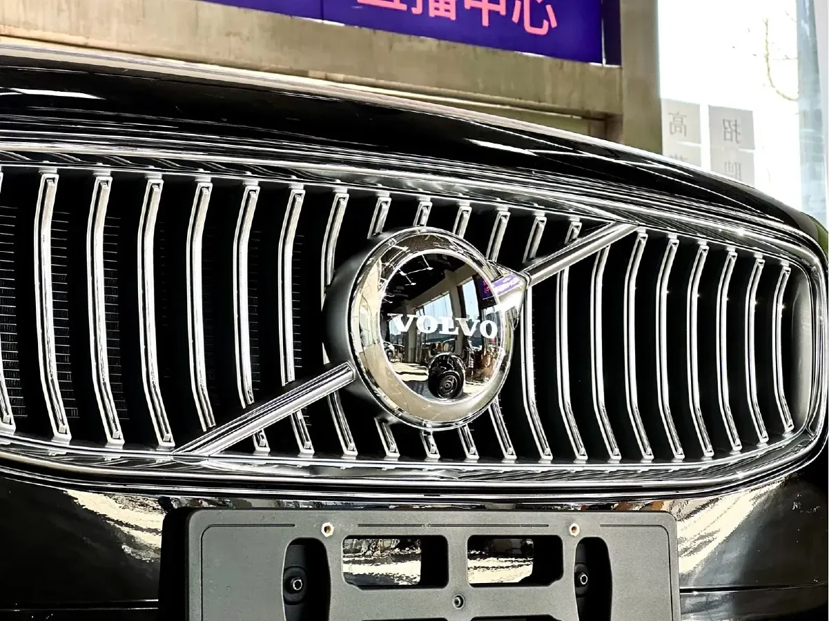 2025 Volvo S90 PHEV 2.0T 310HP L4 8AT PHEV 18.831KWH,autocango,china used car exporter,china ev exporter,chinese used car exporter,chinese used ev exporter