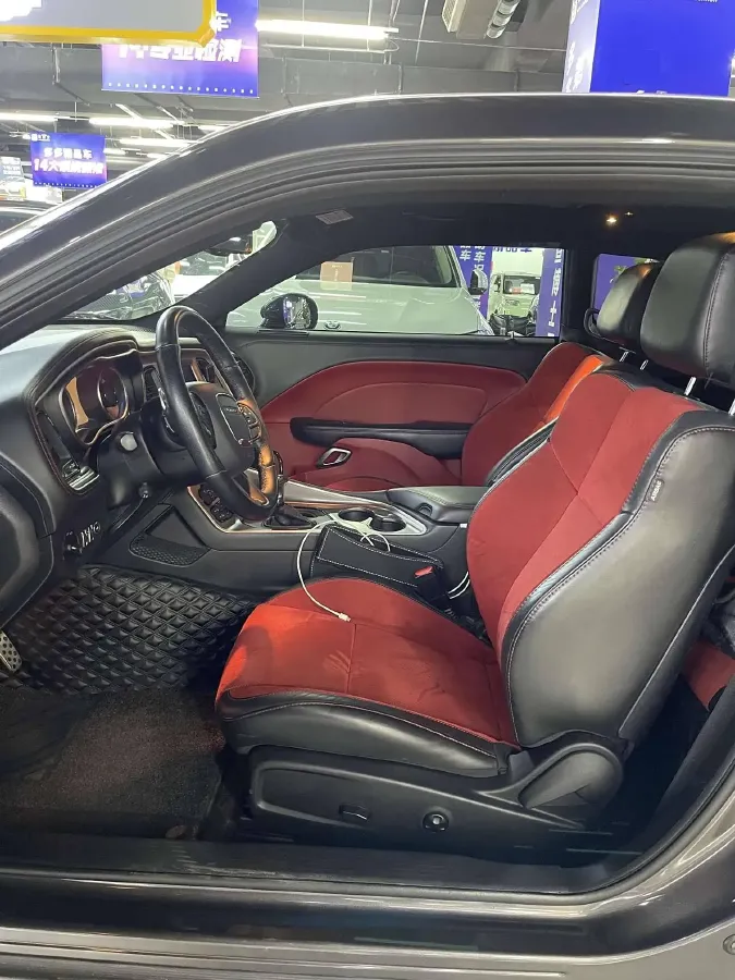 2019 Dodge Challenger SRT 6.2T 728HP V8 8AT,autocango,china used car exporter,china ev exporter,chinese used car exporter,chinese used ev exporter