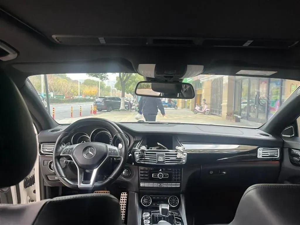 2013 Mercedes-Benz CLS AMG 5.5T 557HP V8 7AT,autocango,china used car exporter,china ev exporter,chinese used car exporter,chinese used ev exporter