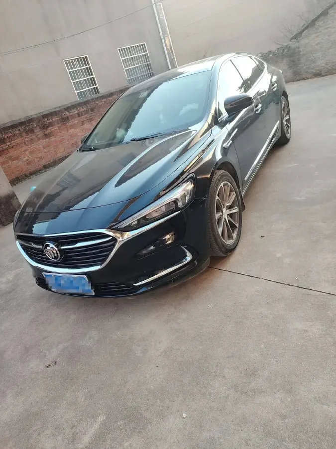 2021 Buick Larcosse 2.0T 237HP L4 9AT