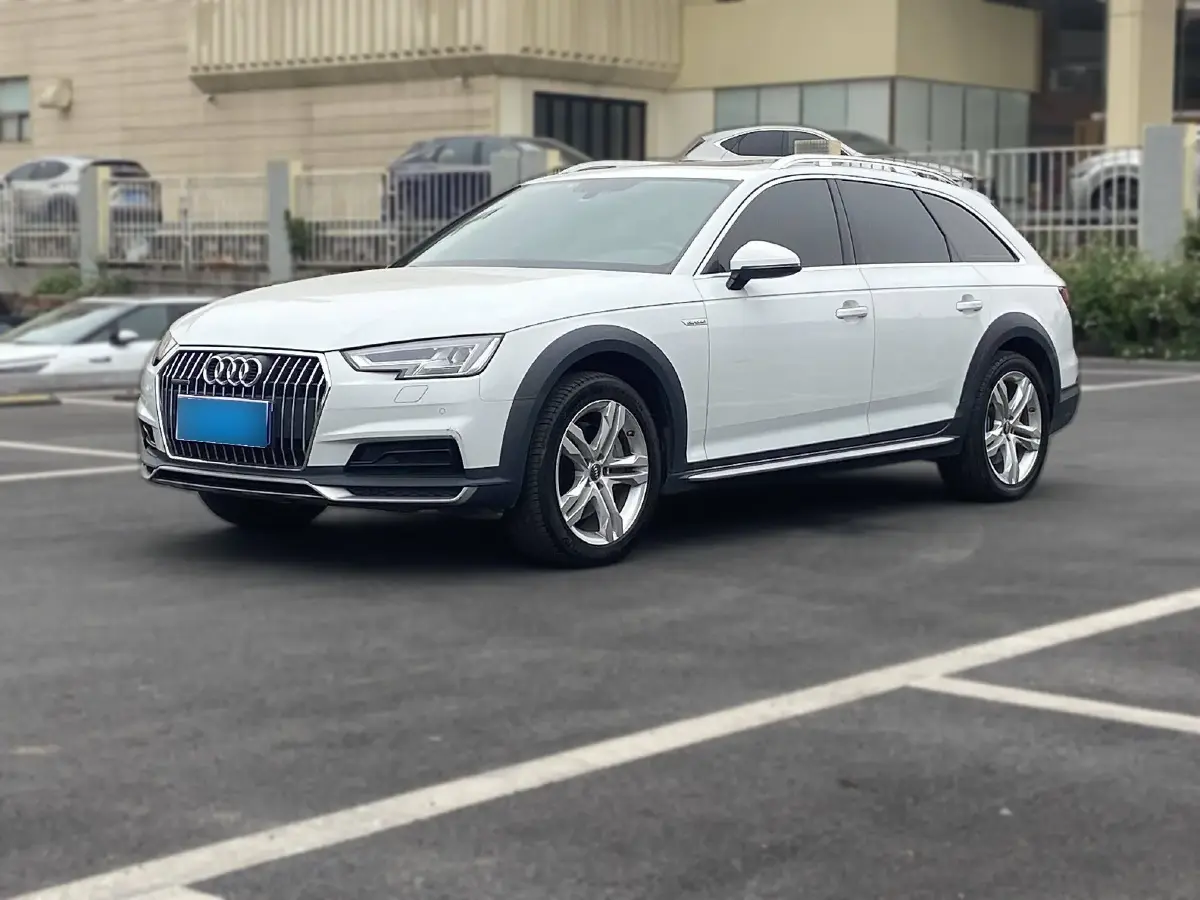 2017 Audi A4 2.0T 252HP L4 7DCT