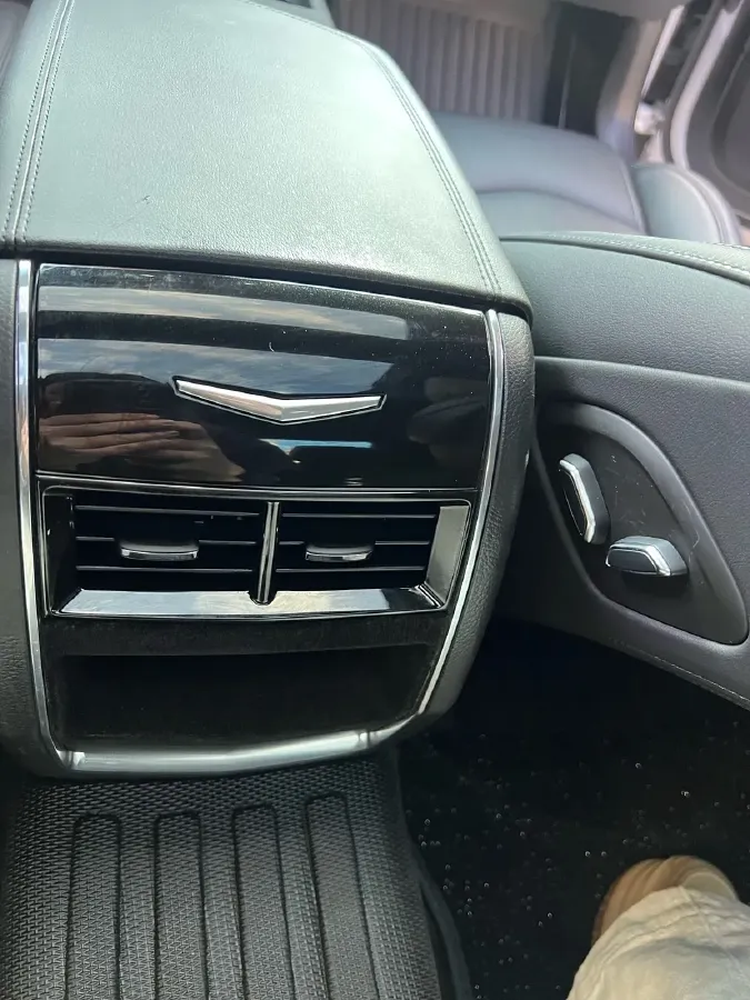 2019 Cadillac CT6 2.0T 241HP L4 10AT,autocango,china used car exporter,china ev exporter,chinese used car exporter,chinese used ev exporter