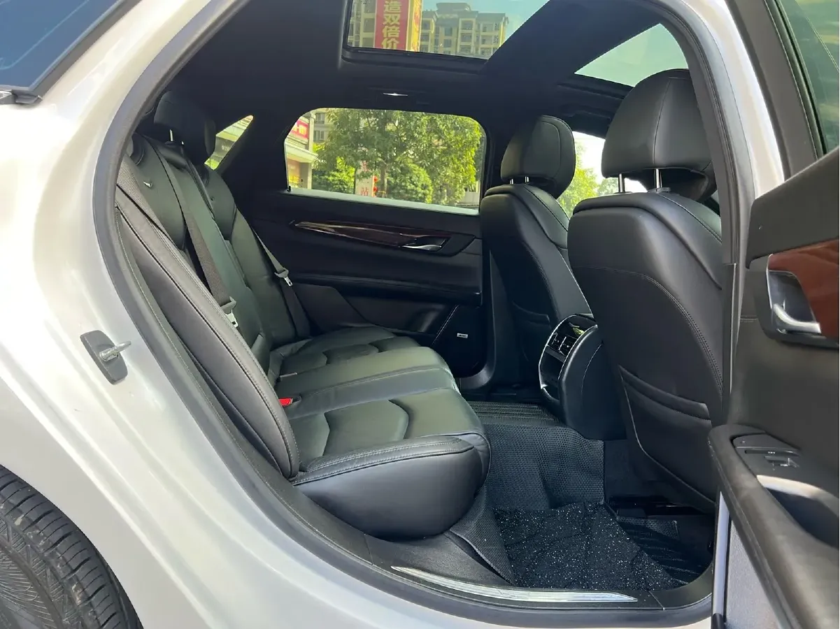 2019 Cadillac CT6 2.0T 241HP L4 10AT,autocango,china used car exporter,china ev exporter,chinese used car exporter,chinese used ev exporter