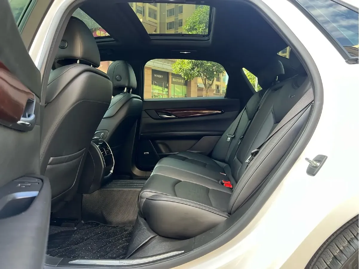 2019 Cadillac CT6 2.0T 241HP L4 10AT,autocango,china used car exporter,china ev exporter,chinese used car exporter,chinese used ev exporter