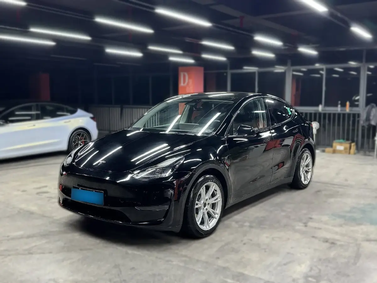 2021 Tesla Model Y BEV 60KWH