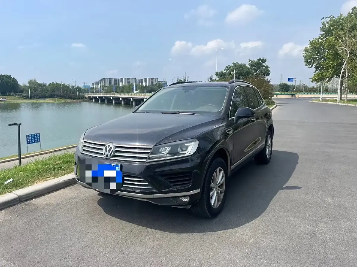 2017 Volkswagen Touareg 3.0T 320HP V6 8AT