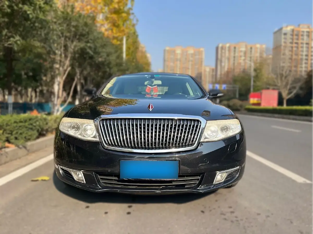 2013 HongQi H7 3.0L 231HP V6 6AT