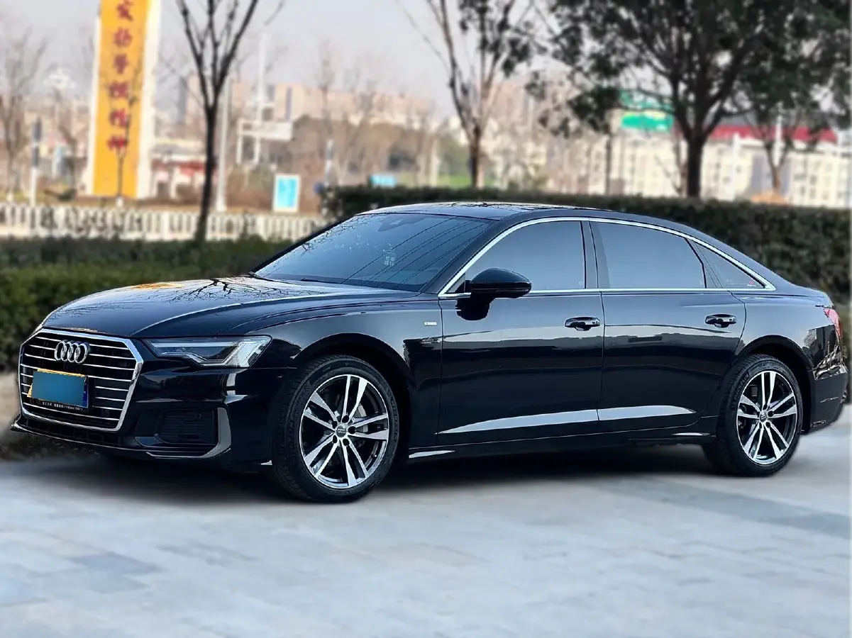 2021 Audi A6L 2.0T 190HP L4 7DCT
