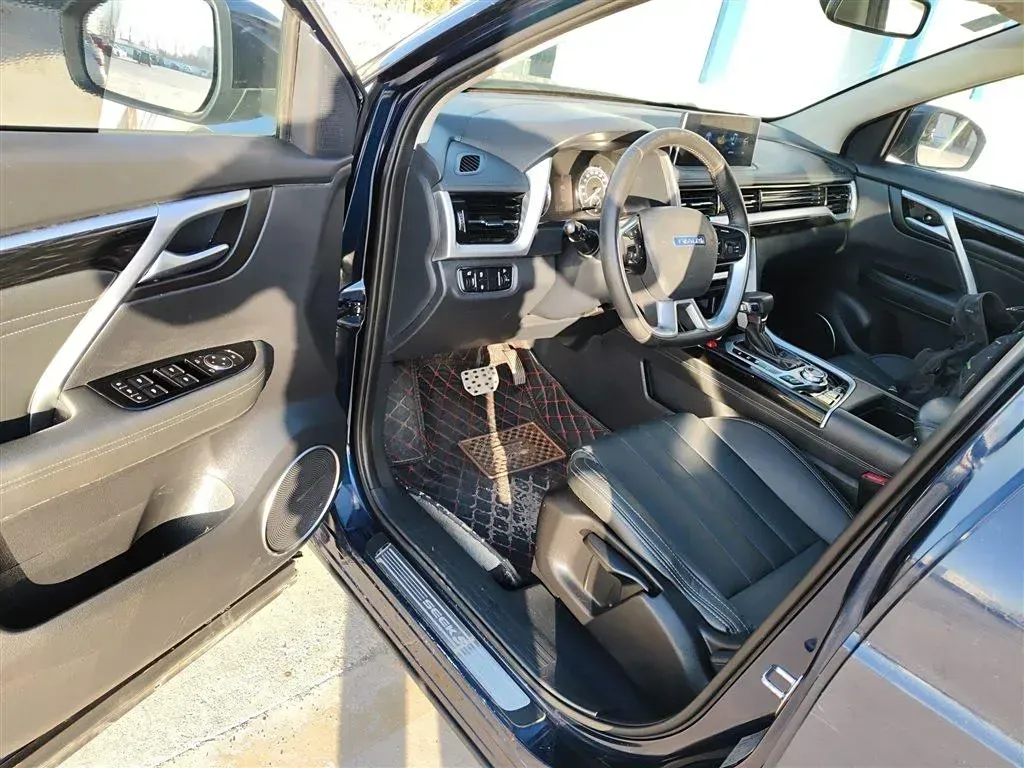 2018 Traum SEEK 5 1.5T 156HP L4 6AT,autocango,china used car exporter,china ev exporter,chinese used car exporter,chinese used ev exporter