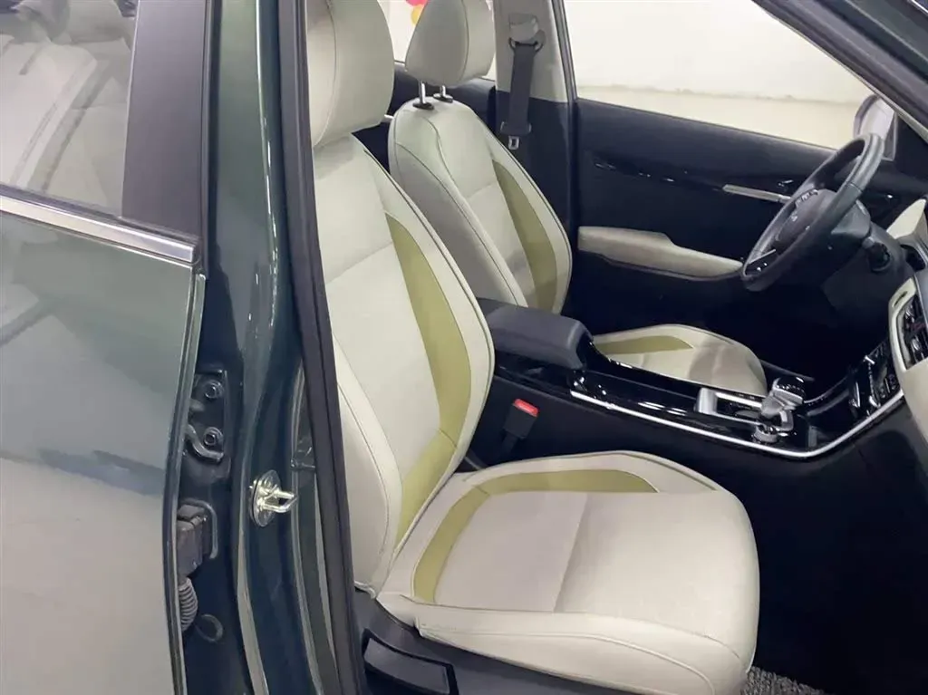 2023 Kia Seltos 1.5L 115HP L4 CVT,autocango,china used car exporter,china ev exporter,chinese used car exporter,chinese used ev exporter