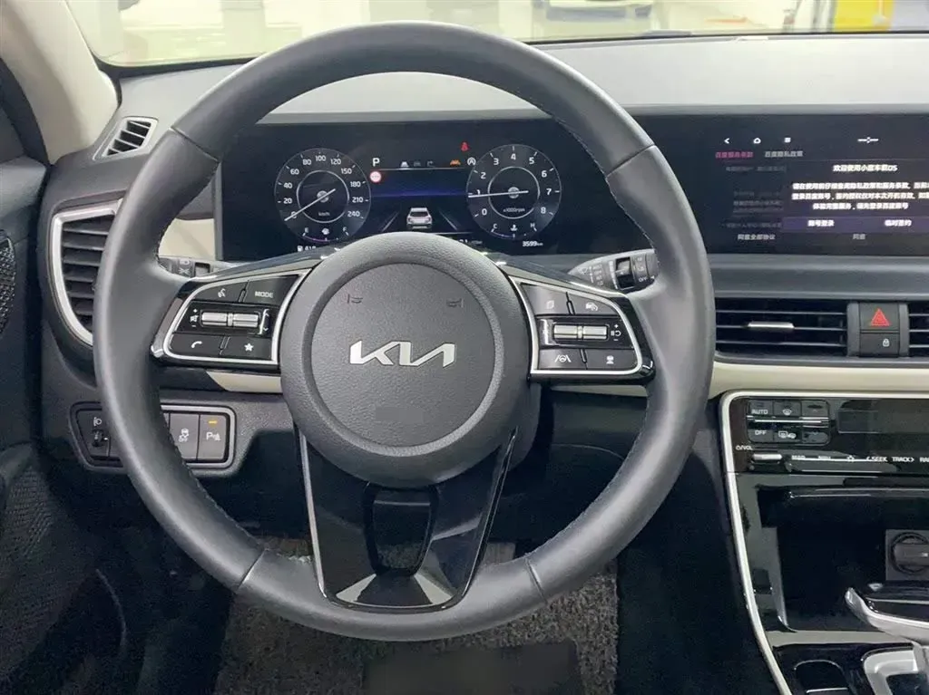 2023 Kia Seltos 1.5L 115HP L4 CVT,autocango,china used car exporter,china ev exporter,chinese used car exporter,chinese used ev exporter