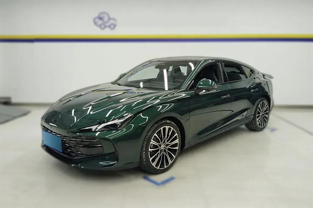 2023 MG 7 2.0T 261HP L4 9AT