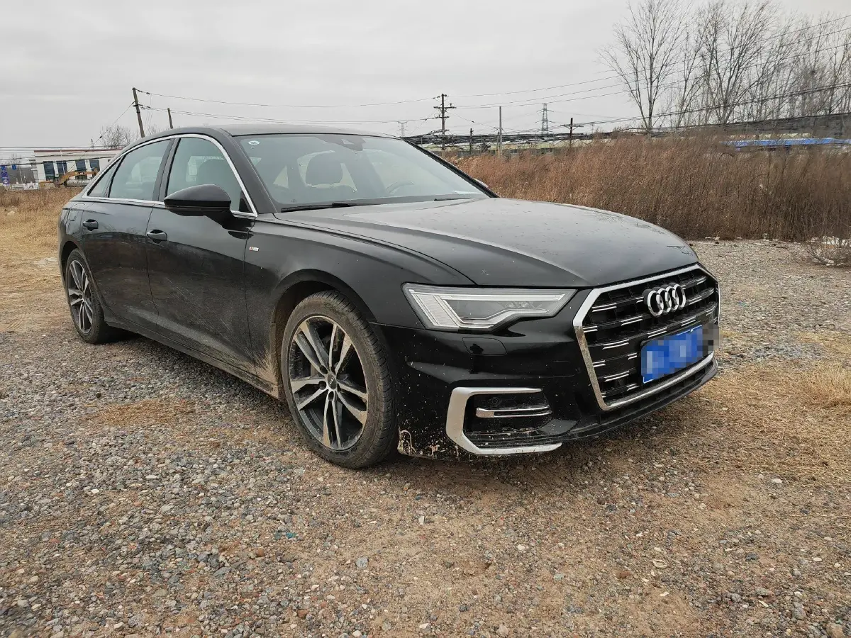 2021 Audi A6L 2.0T 190HP L4 7DCT