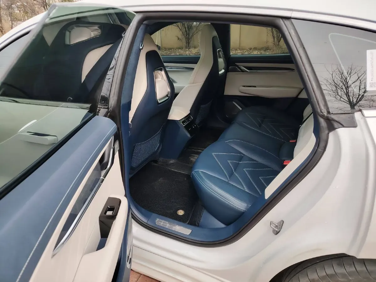 2024 Zeekr 001 BEV 100KWH,autocango,china used car exporter,china ev exporter,chinese used car exporter,chinese used ev exporter