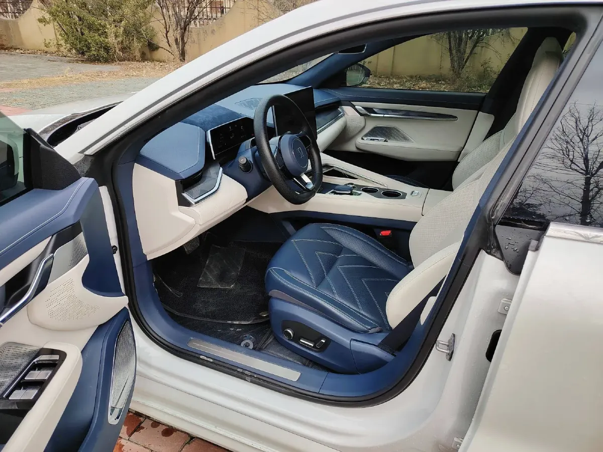 2024 Zeekr 001 BEV 100KWH,autocango,china used car exporter,china ev exporter,chinese used car exporter,chinese used ev exporter