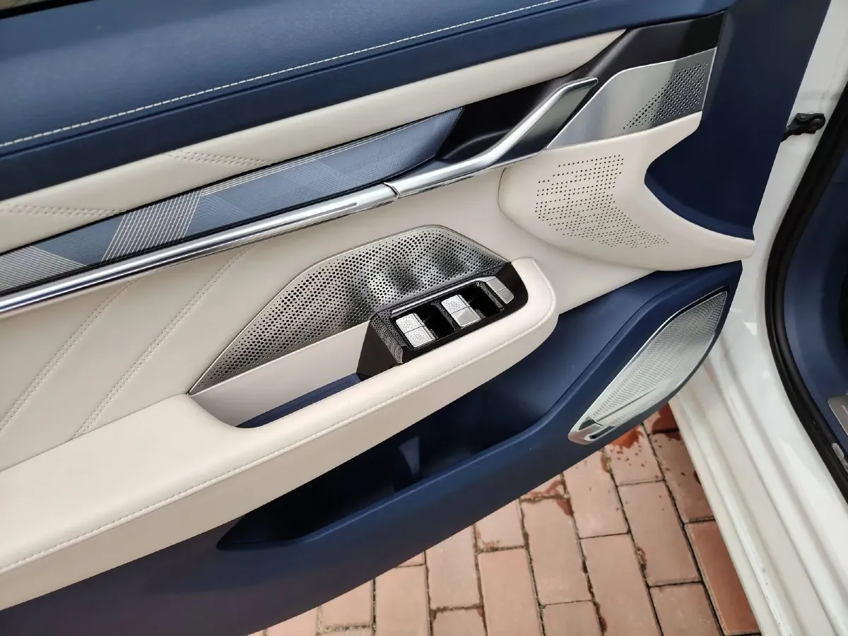 2024 Zeekr 001 BEV 100KWH,autocango,china used car exporter,china ev exporter,chinese used car exporter,chinese used ev exporter