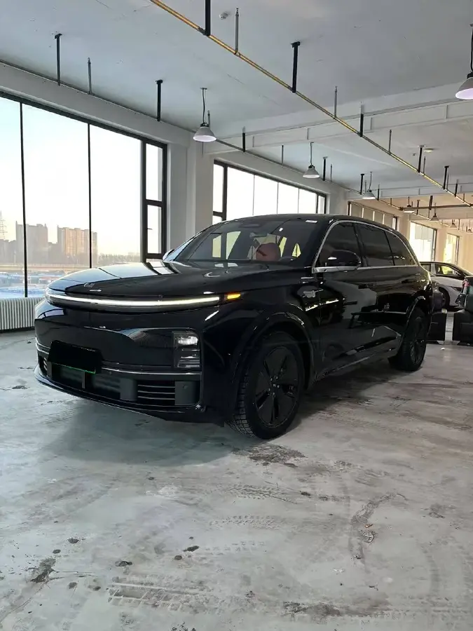 2023 Li L7 Range Extended 154HP REEV 40.9KWH