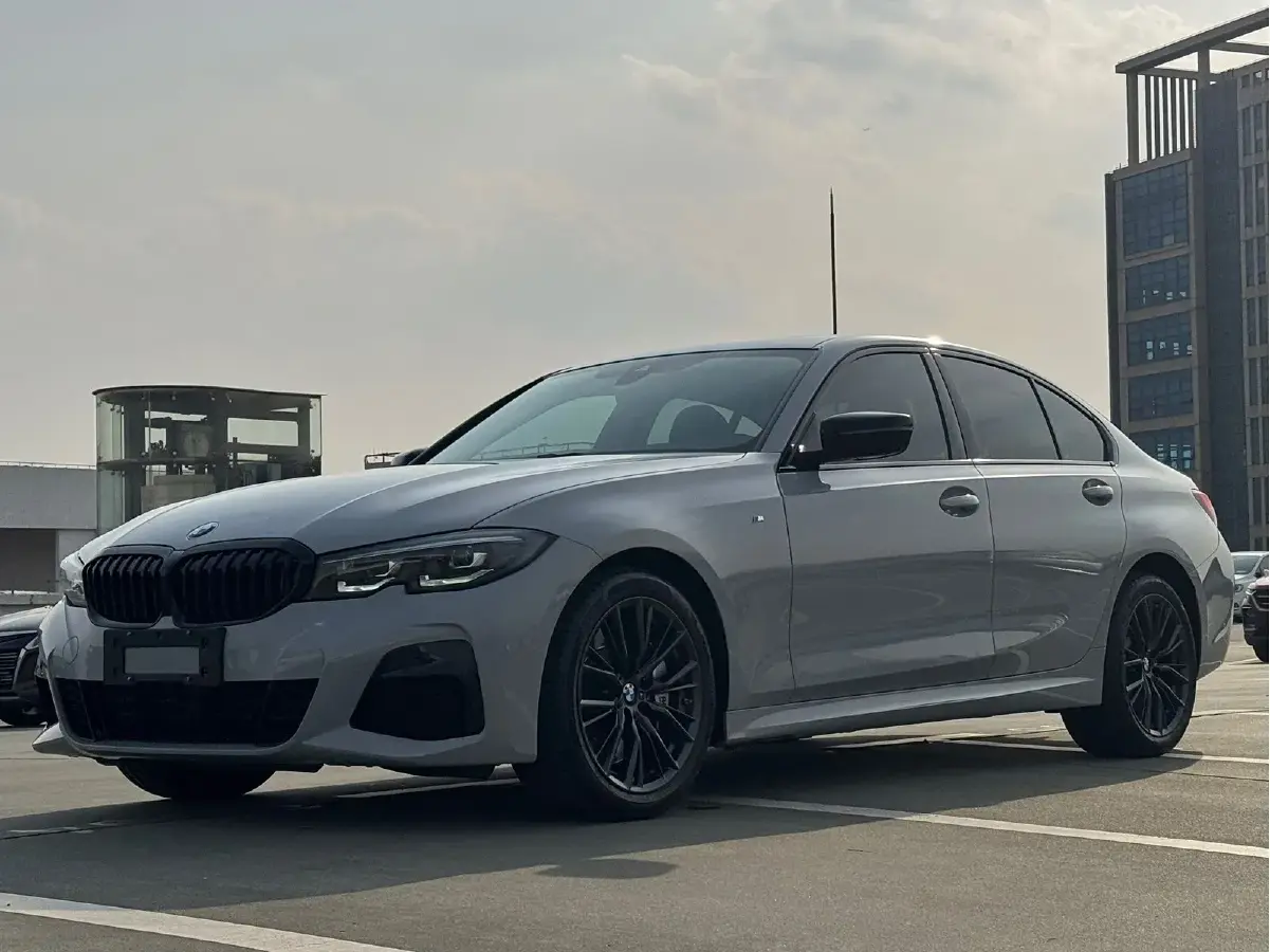 2022 BMW 3 Series 2.0T 258HP L4 8AT