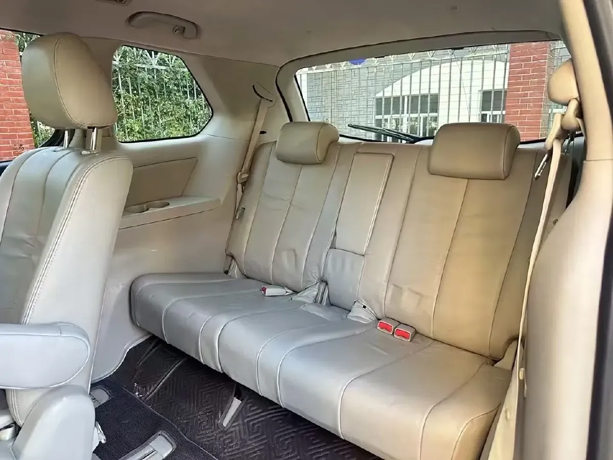 2011 Mazda 8 2.3L 154HP L4 4AT,autocango,china used car exporter,china ev exporter,chinese used car exporter,chinese used ev exporter