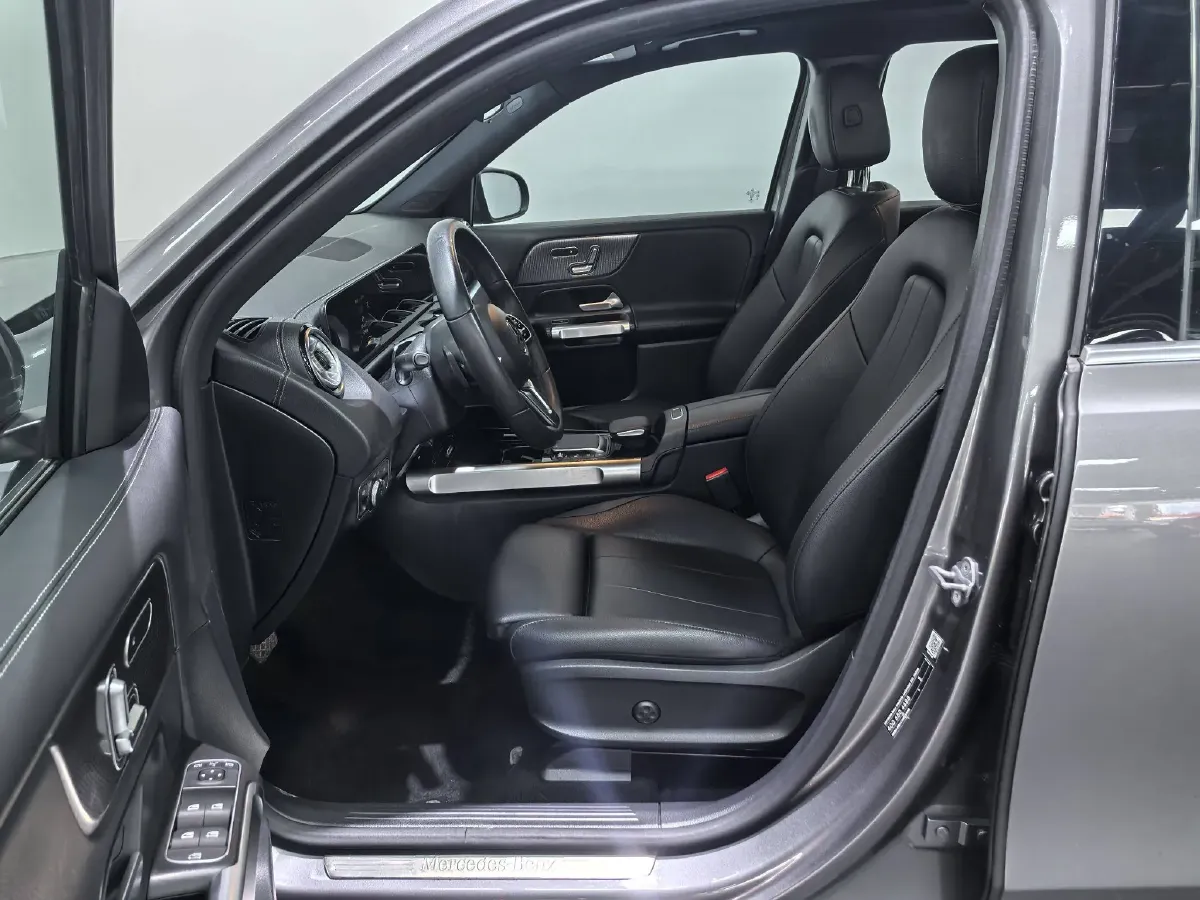 2023 Mercedes-Benz EQB Class BEV 73.5KWH,autocango,china used car exporter,china ev exporter,chinese used car exporter,chinese used ev exporter