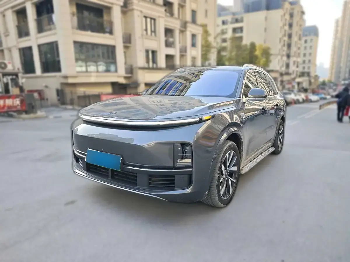 2023 Li L8 Range Extended 154HP REEV 40.9KWH